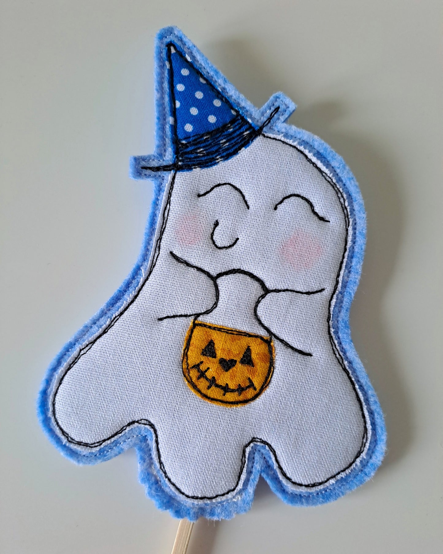 Cute Spook Cake Topper (Blue)