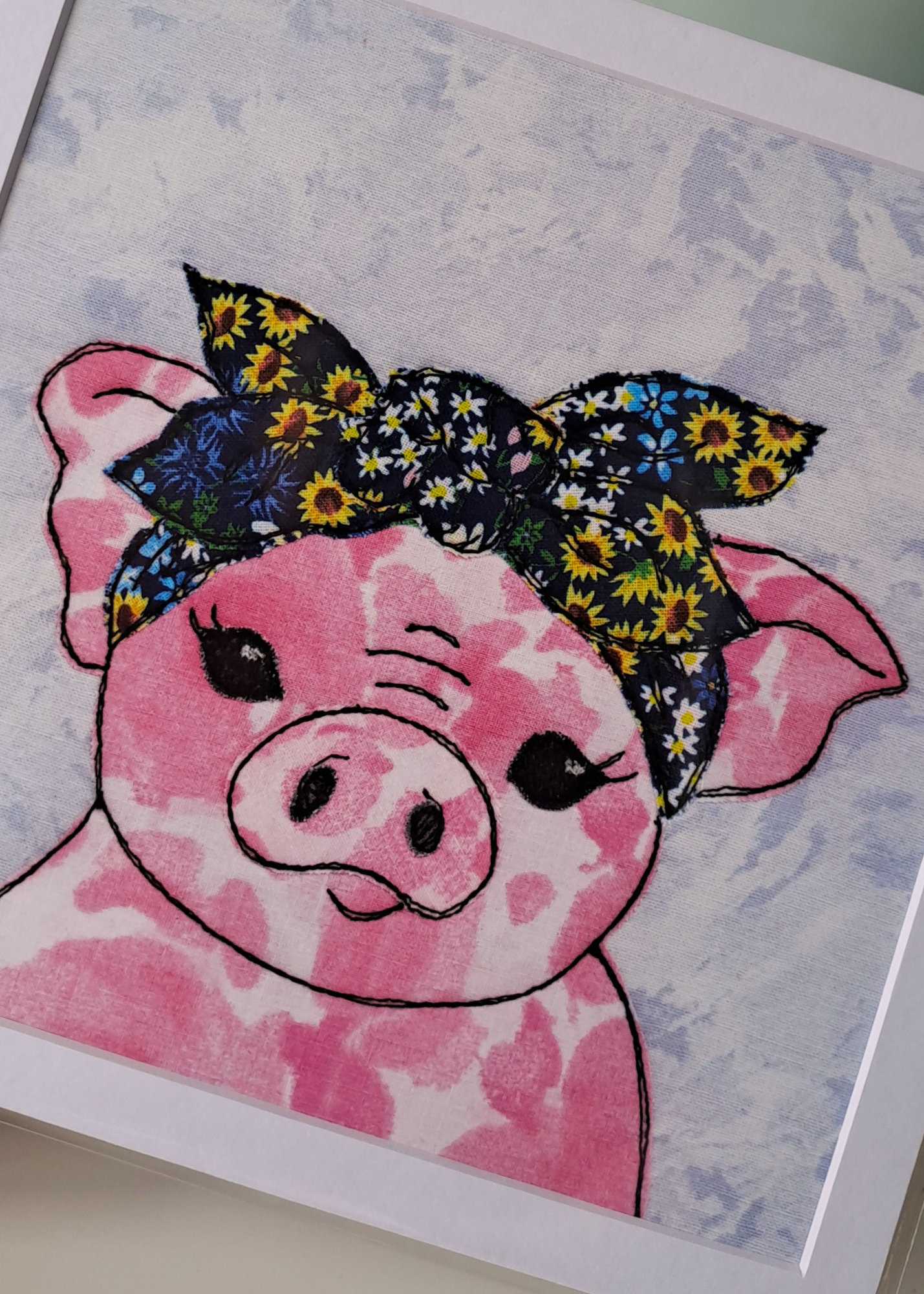 Penelope The Stylish Pig Print