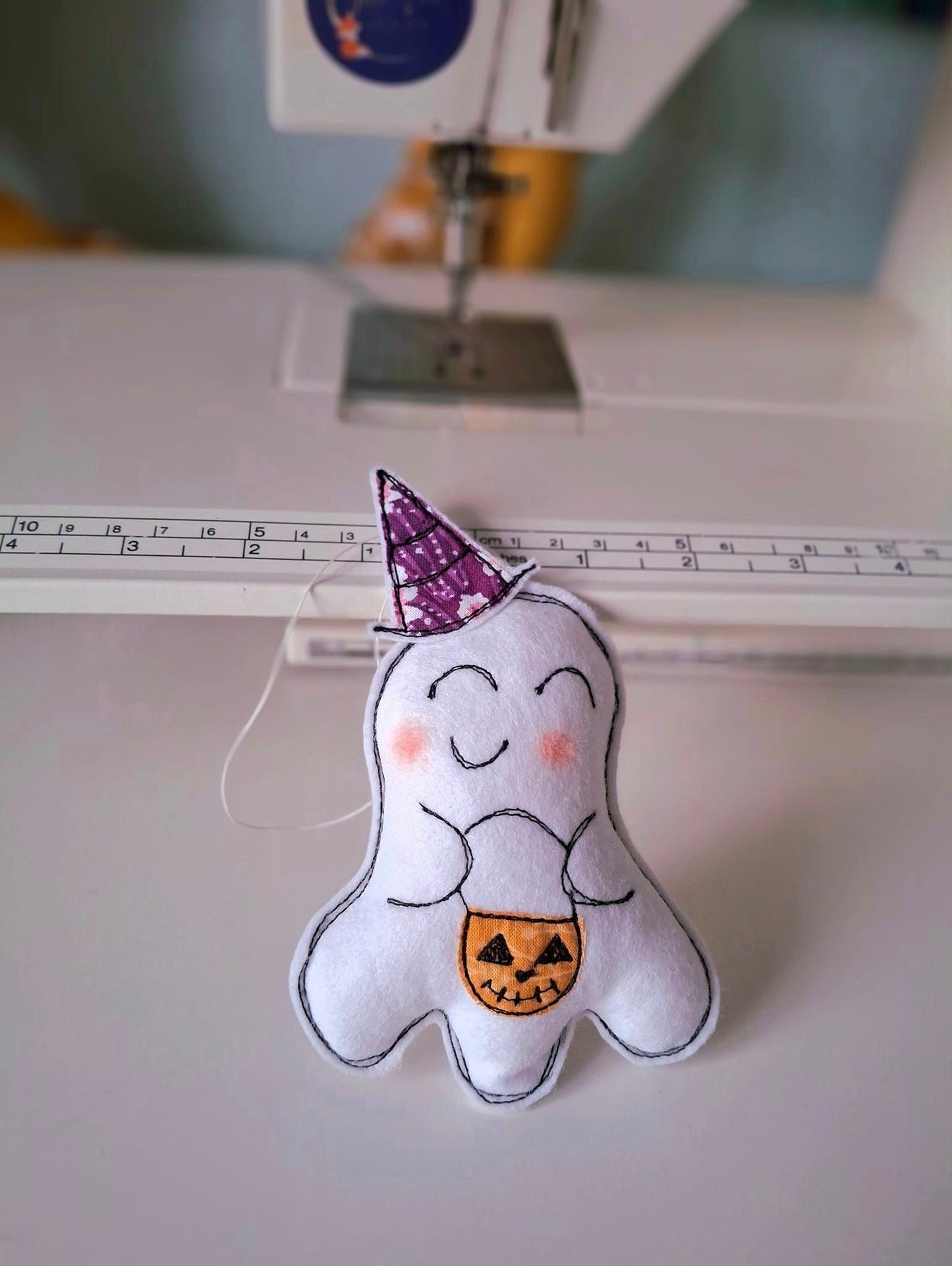 Sweet Spook Decoration (Purple)