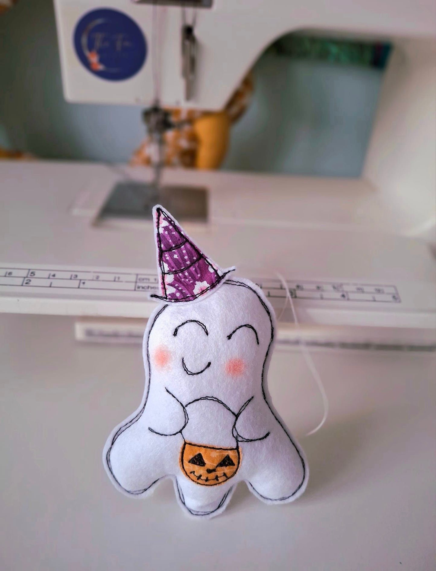Sweet Spook Decoration (Purple)