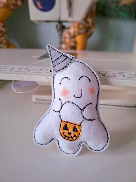 Sweet Spook Decoration (Silver Sparkles)